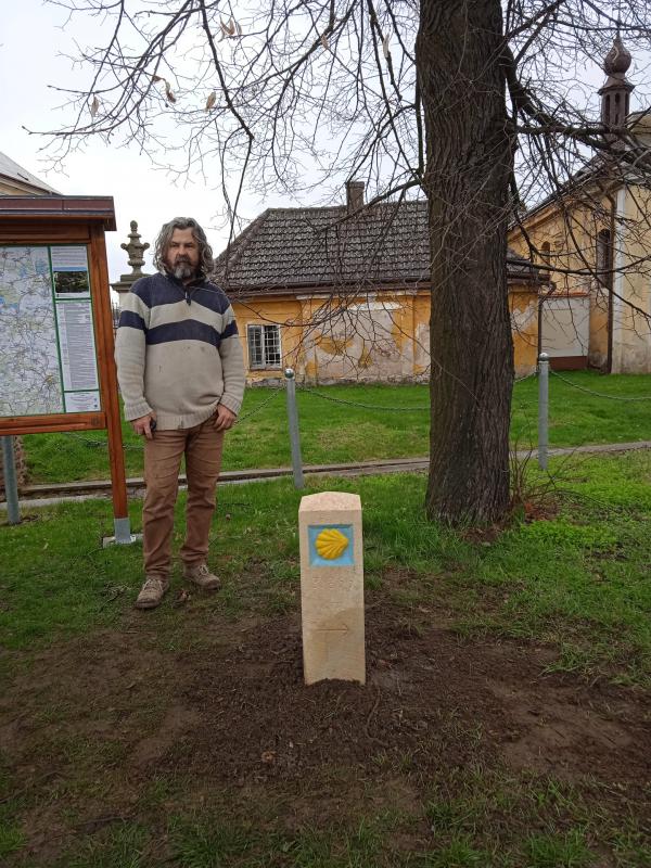Patník Zdechovice1