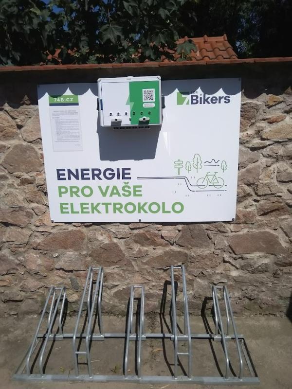 Nabíjecí stanice pro kola ve Zdechovicích