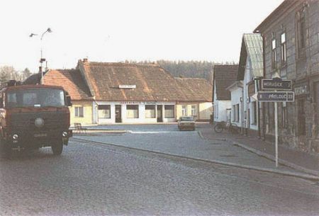 Náves v roce 1997