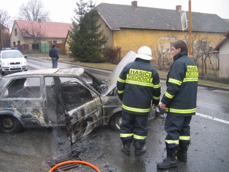 Požár VW Golf Zdechovice 06-4
